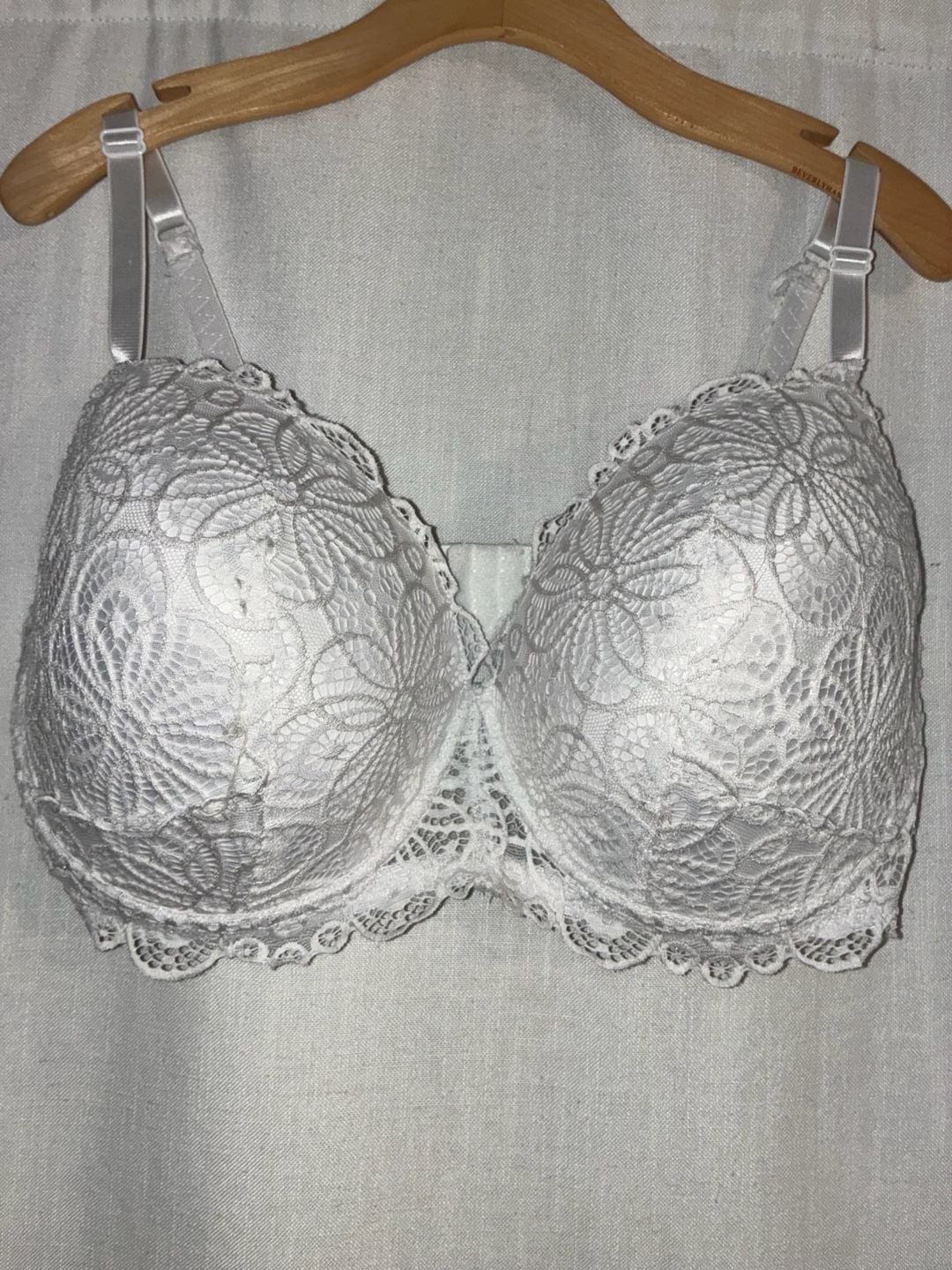 Pure Beauty Rene Rofe White Lace Underwire Bra Size 44dd